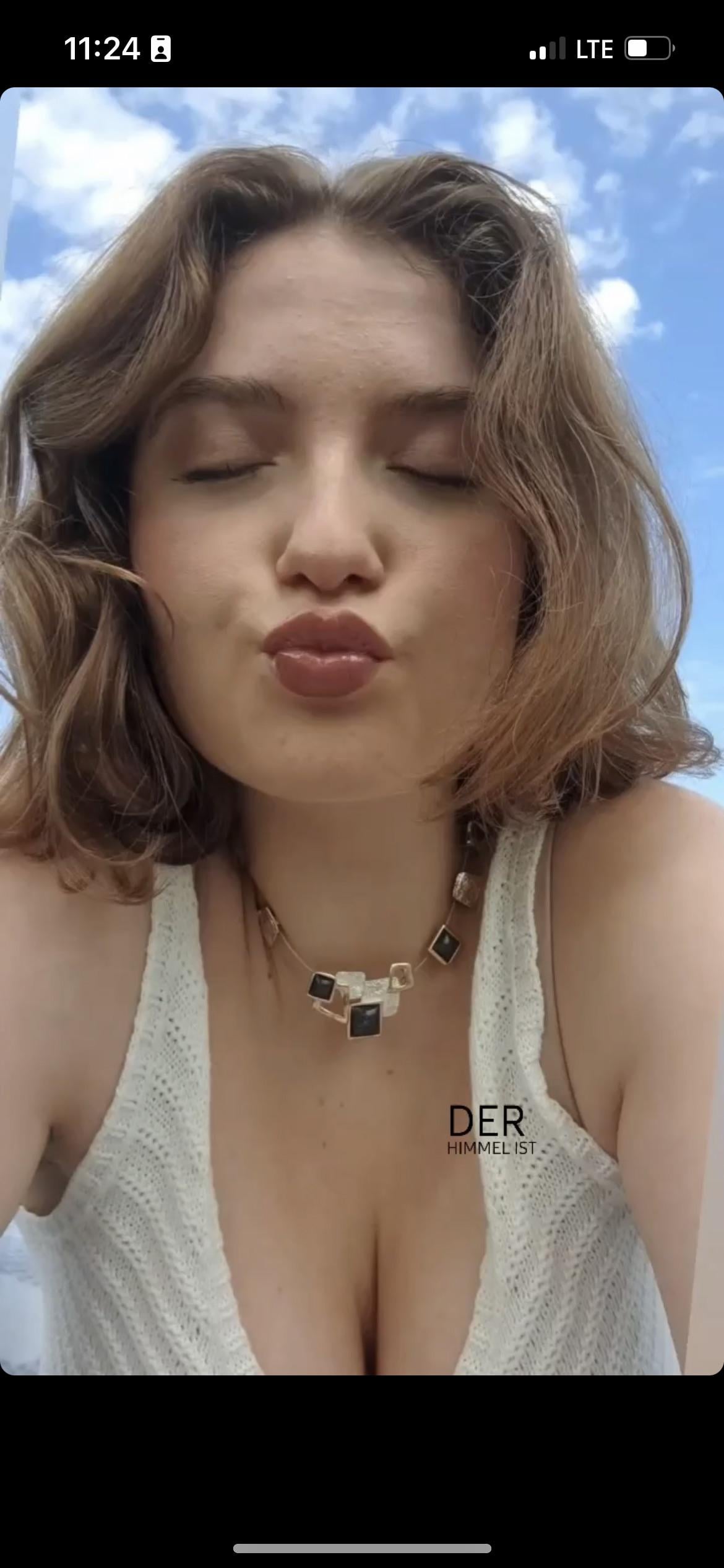 Leoni – Onlyfans Girl Nude Sexy Photos Leaked – 3