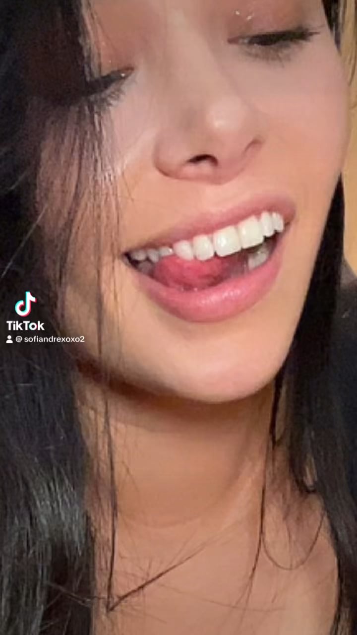 @sofiandreaxoxo2 on TikTok – Onlyfans Girl Nude Sexy Video Leaked