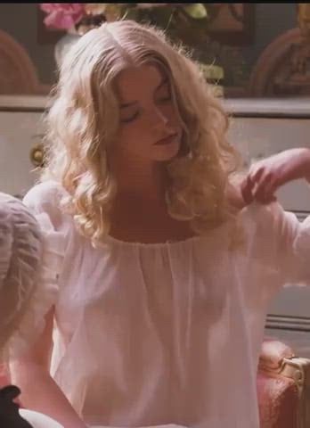 Anya Taylor-Joy Nude Sexy Video Leaked – 208