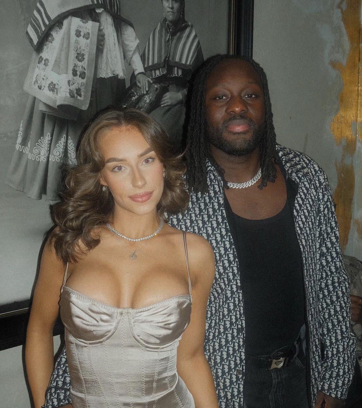 Molly&Jordy Onlyfans Girl Nude Sexy Photos Leaked – 1