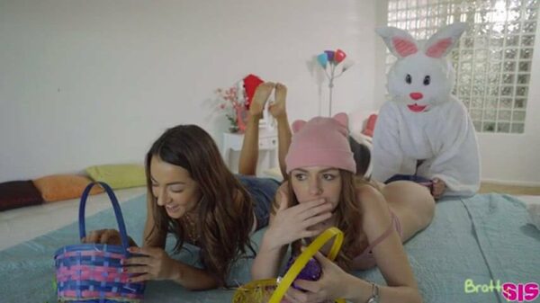 Alex Blake & Lily Adams – Leaked Nude Porn Video