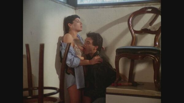 [Nipple] [Bush] Tini Cansino – Arabella Black Angel (1989) –
