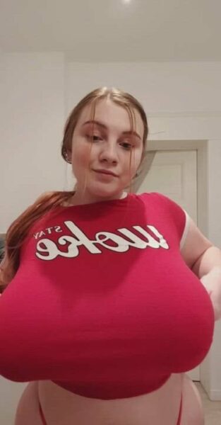 Mia18Tits Onlyfans Girl Showing Her Big Tits Nude Porn Video