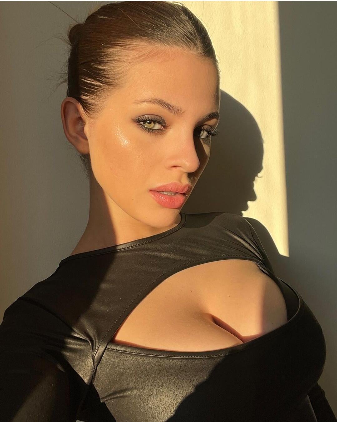 Delfina Martinez (Gggoldiva) – Onlyfans Girl Nude Sexy Photos Leaked