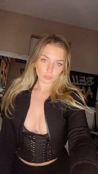 Striking-Possible681 Emo Girl Nude Porn Video Leaked – 1
