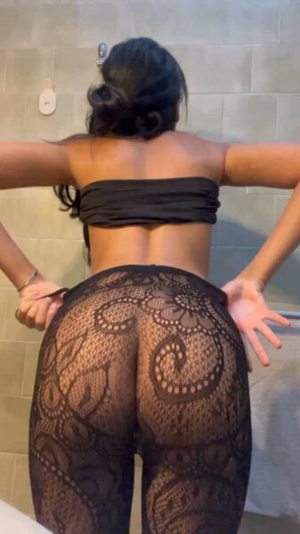-Aylamercedes Brunette Onlyfans Girl Nude Video- 2