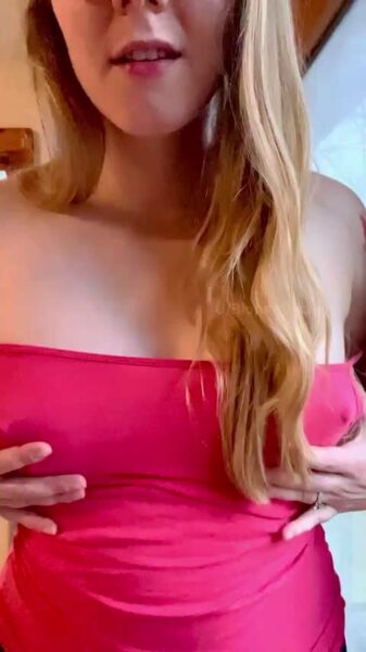 BlondeVixxen Amateur Nude Porn Video Leaked – 610