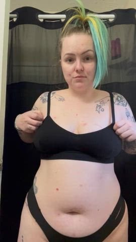 DryCauliflower421 Busty Onlyfans Girl Nude Video- 1