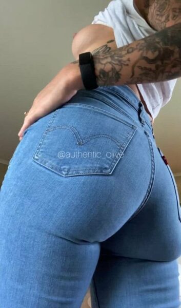 Authentic_olive Tattooed Onlyfans Girl Nude Porn Video Leaked – 6