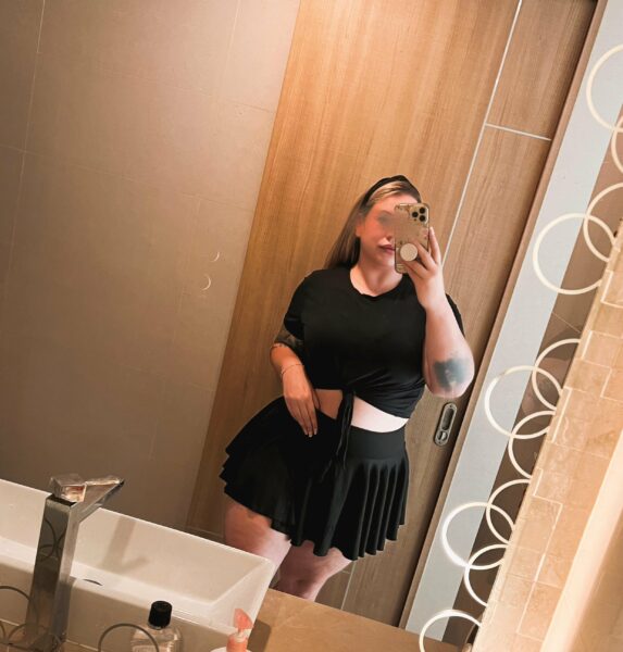 I love wearing cute little skirts to show off my big ass. (@Ava.rose.xo) [onlyfans]