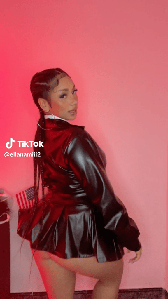 @ellanamiii2 on TikTok – Onlyfans Girl Nude Sexy Video Leaked