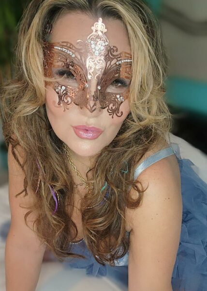 A former pastor’s wife discovers that her beauty can be