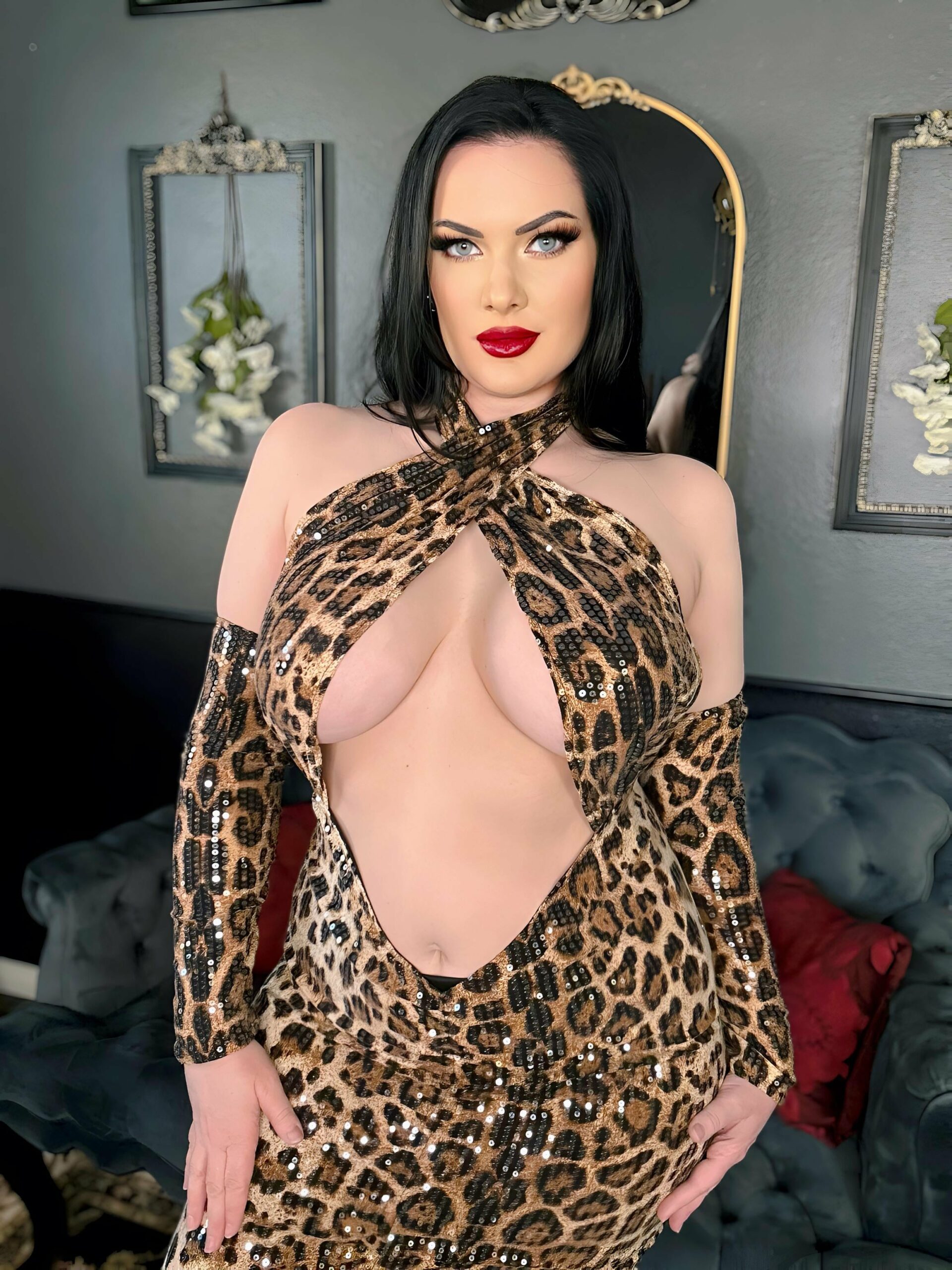 Pic from dress haul video!! Raven Rose – Youtuber Onlyfans