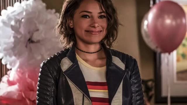 Jessica Parker kennedy Nude Sexy Video Leaked – 695