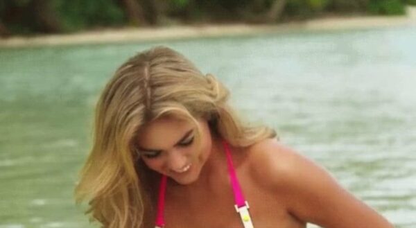 Kate Upton smile With Big Tits Nude Sexy Video Leaked