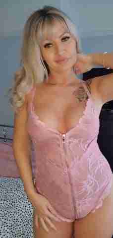 GabriellaElise9 Onlyfans Milf Nude Porn Video Leaked – 228