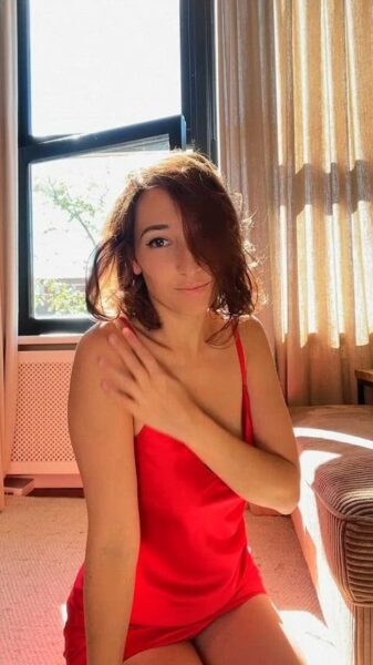 young_evelina Petite Onlyfans Girl Nude Video- 2