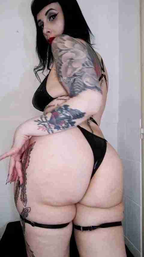 Lucy (@vamplady666) [onlyfans] – Nude Porn Video Leaked – 4