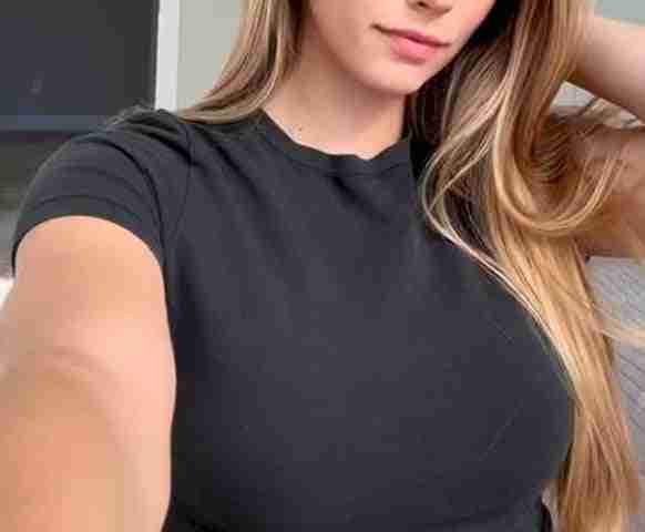 therealskyblue Busty Onlyfans Girl Nude Video Leaked – 252