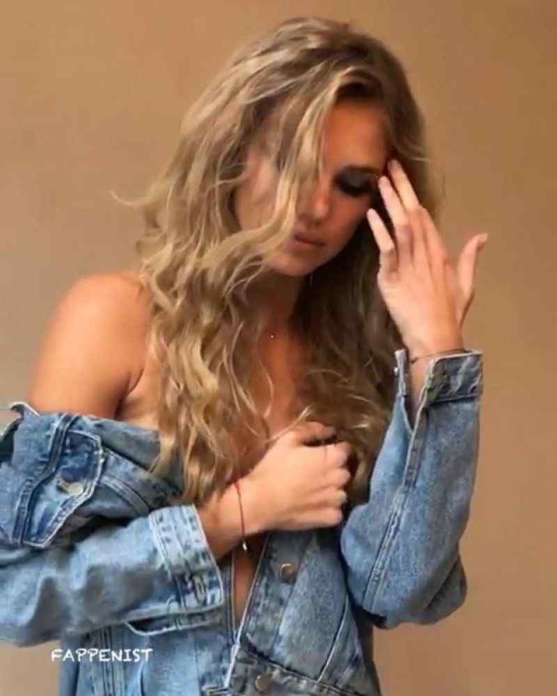 Ida Lundgren Topless Photos