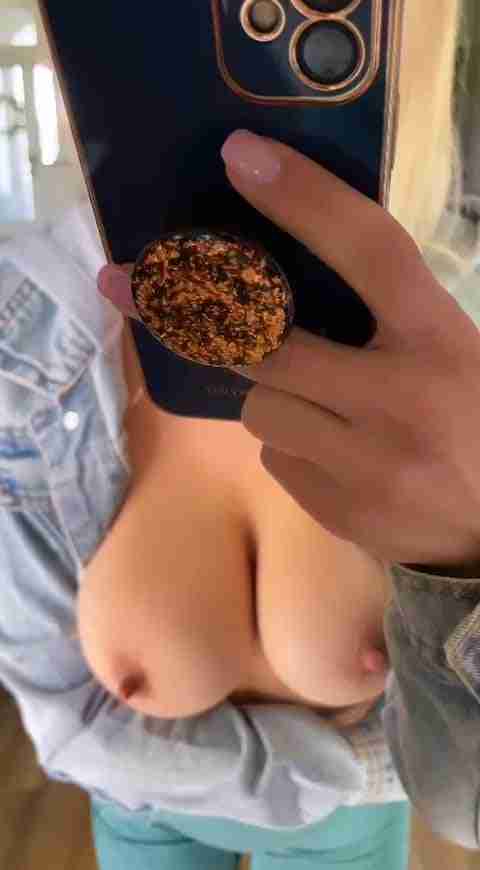 noface-housewife Busty Onlyfans Girl Nude Video Leaked – 1772