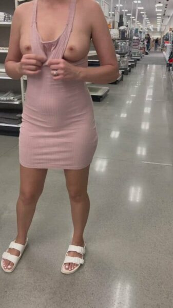 YourFaveWife Naughty Girl Nude Video Leaked – 616