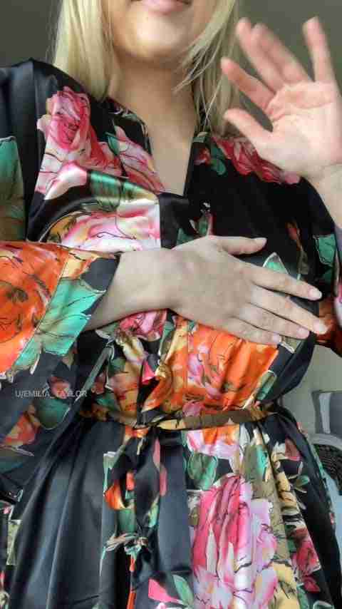 emilia_taylor Onlyfans Girl Showing Her Big Tits Nude Porn Video