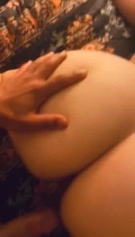 I can’t stand my marriage to my beta husband and