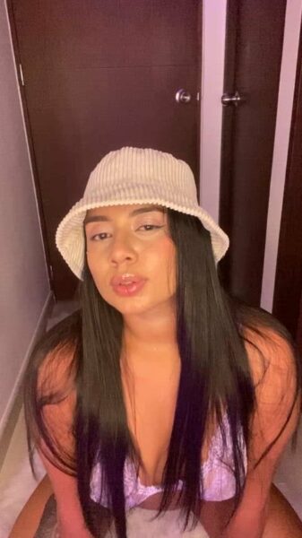JadwiaLow Curvy Onlyfans Girl Nude Porn Video Leaked – 7