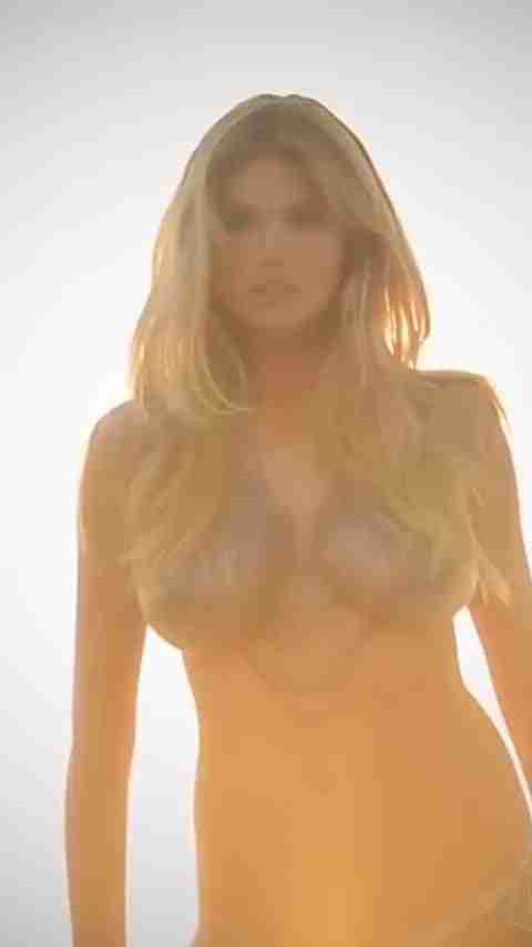 Kate Upton Body Paint With Big Tits Nude Sexy Video