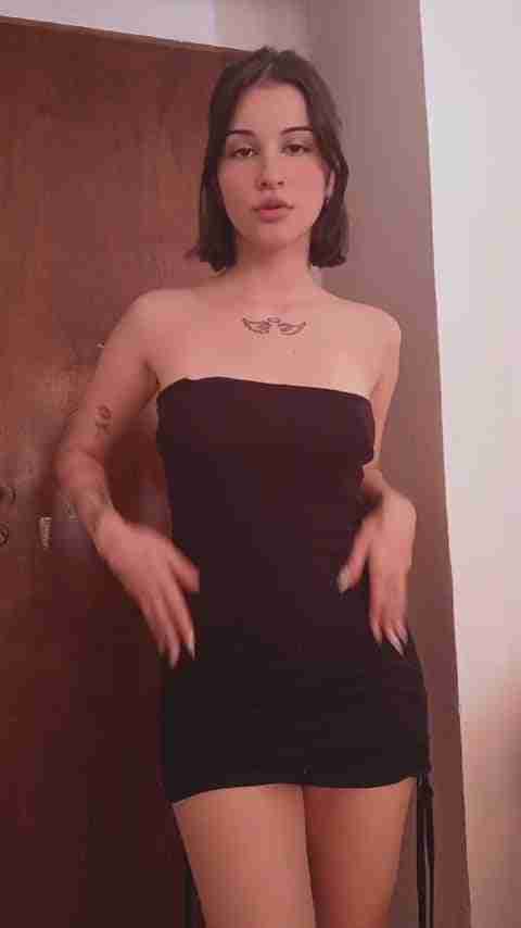 Layy_OF Busty Onlyfans Girl Nude Video- 1