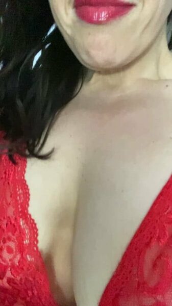 X52101x Brunette Onlyfans Girl Nude Video- 1