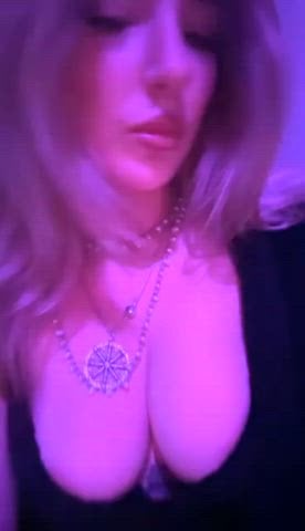 Striking-Possible681 Emo Girl Nude Porn Video Leaked – 9