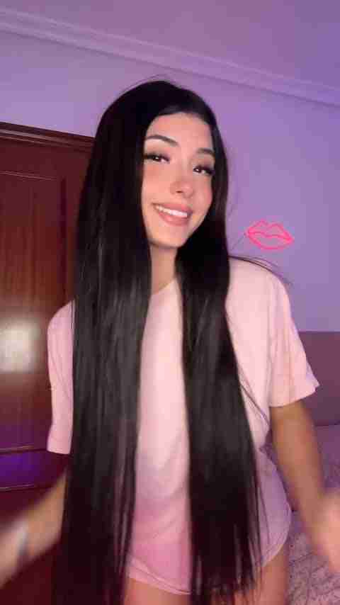 demandingbrunch Busty Onlyfans Girl Nude Video- 104