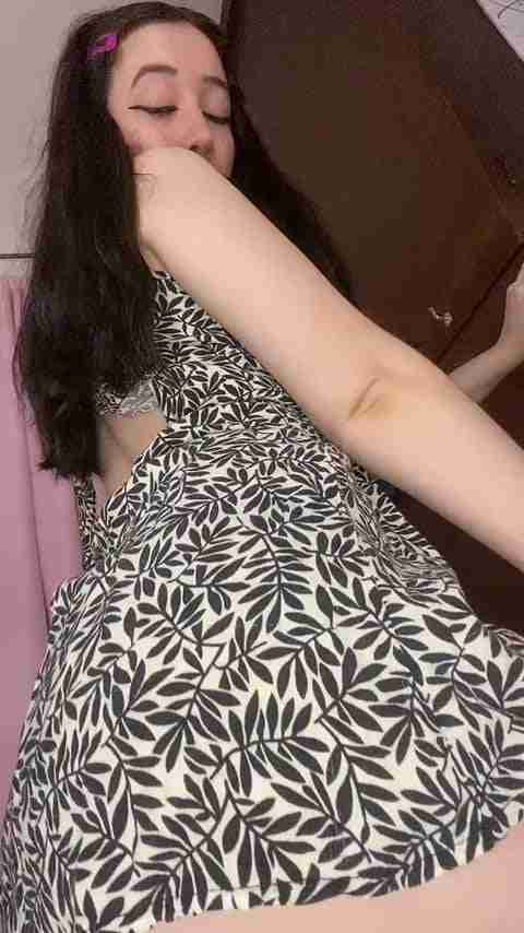 Cutee_Queen Showing Her Ass Nude Video leaked – 2