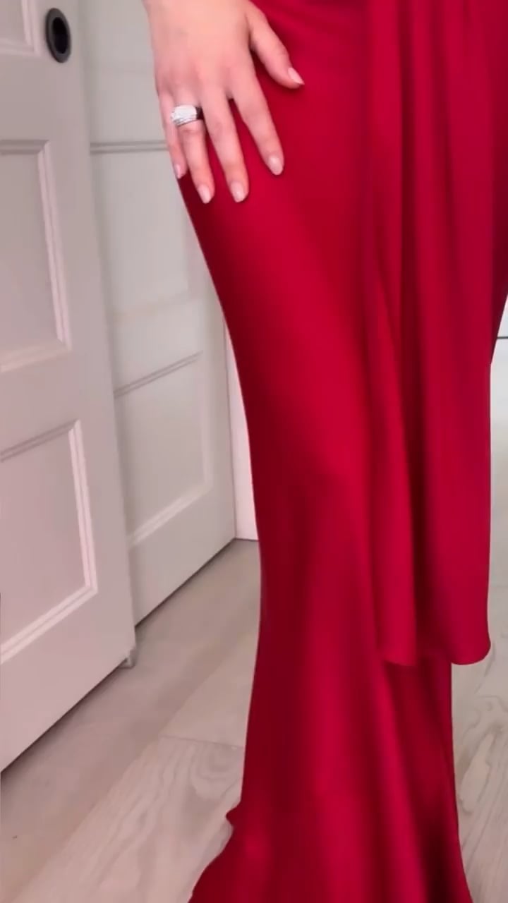 Lucy Hale Nude Sexy Video Leaked – 74