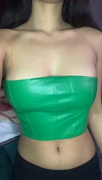 princessjasmineoxo Busty Onlyfans Girl Nude Video- 1