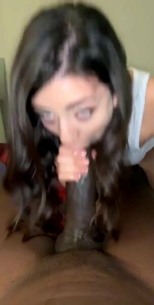 Choking on a BBC BBC Milf Porn Sex Video Leaked