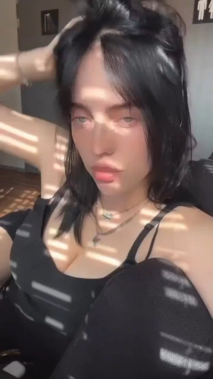 Billie Eilish Nude Sexy Video Leaked – 90