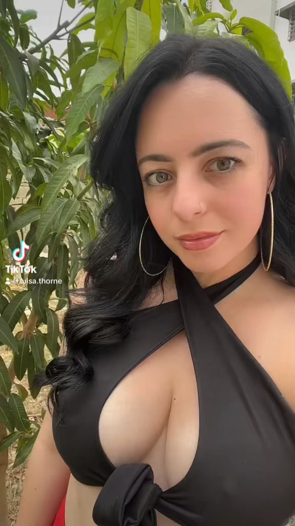 @luisa.thorne on TikTok – Onlyfans Girl Nude Sexy Video Leaked