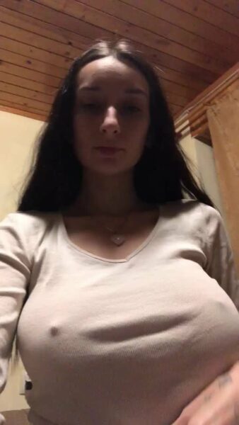 PinkRoxy111 Busty Onlyfans Girl Nude Video- 52