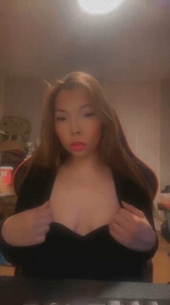 ThaiPissSlut Asian Onlyfans Girl Nude Video Leaked – 9