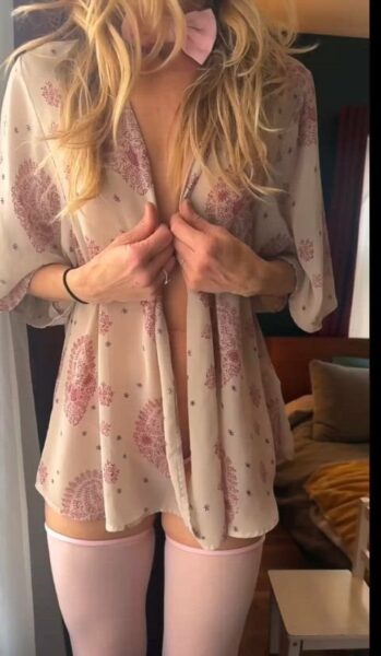 sojourncouple Adorable Girl Nude Porn Video Leaked – 863