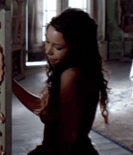 Jessica Parker Kennedy (from Black Sails) – Nude Sex Video