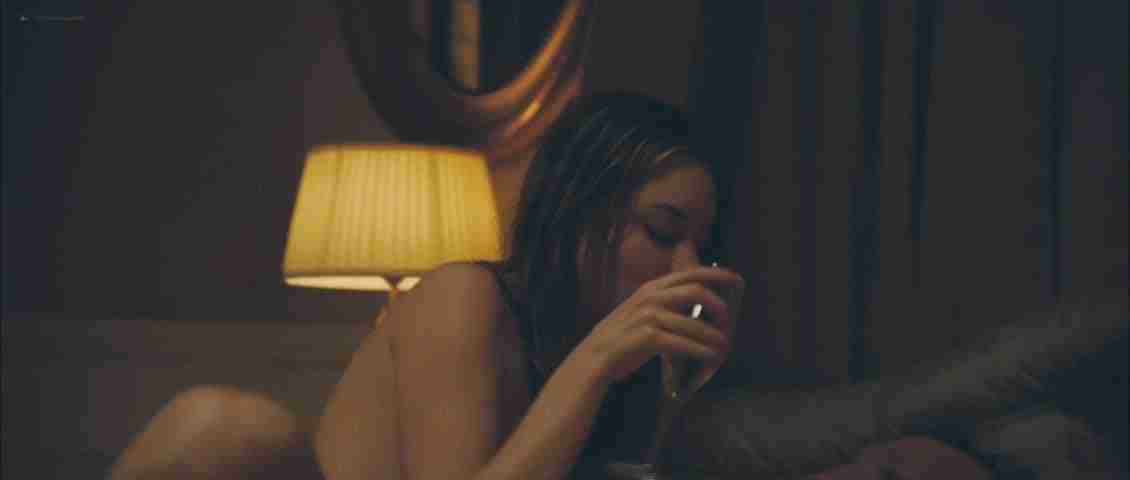 Camille Rowe’s nipple sucked and licked in Notre Jour Viendra