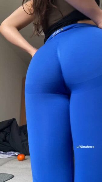 Ever wonder what’s under girls gym leggings…