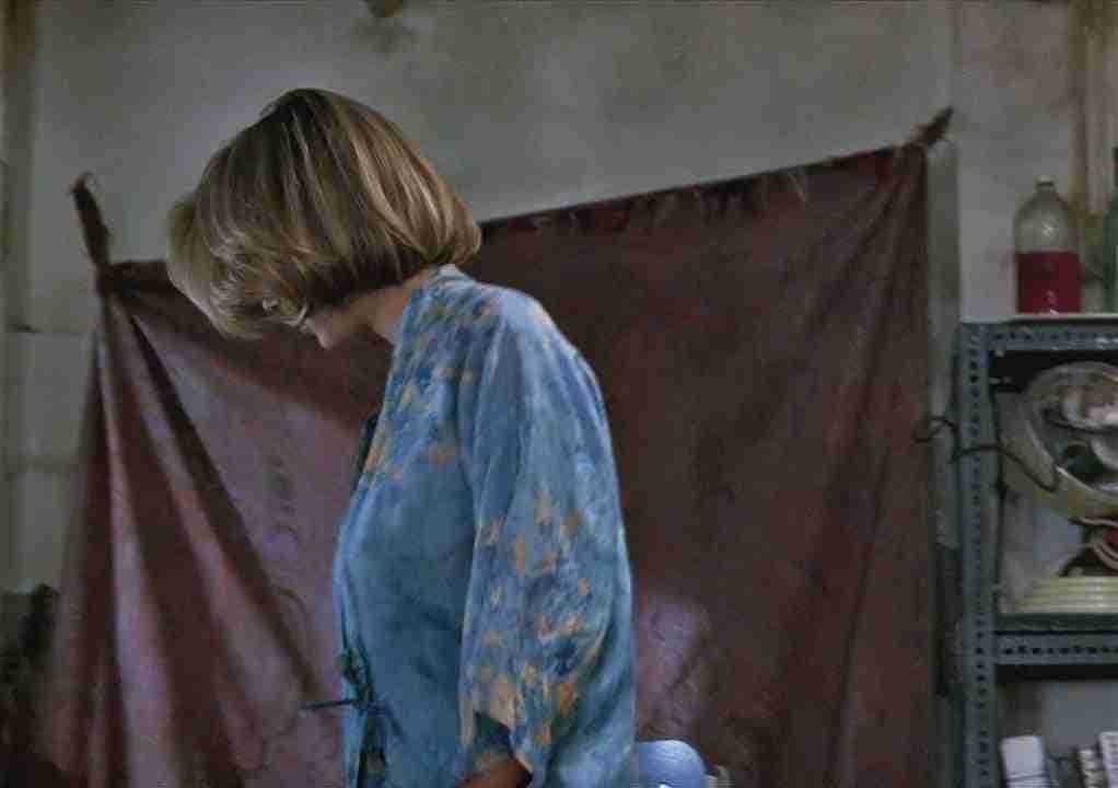 [Topless][Ass] Maja Ottesen in Incognito (1997) – Nude Sex Video