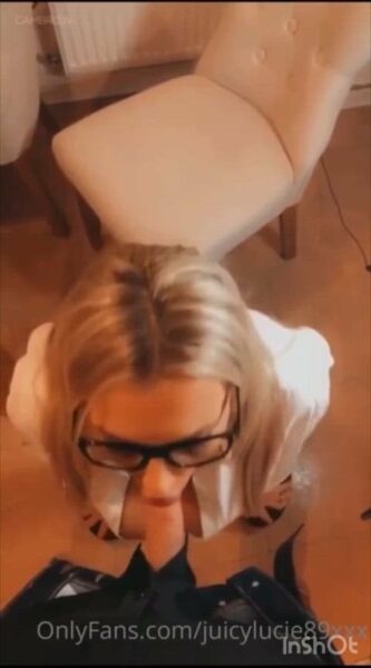 Big titty amateur takes facial on her glasses – Cumshot