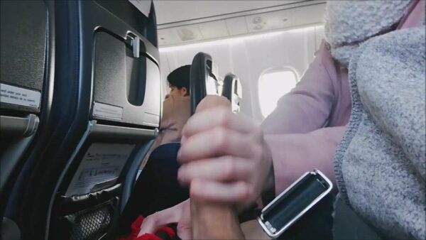 Risky handjob on airplane Amateur Porn Sex Video Leaked –
