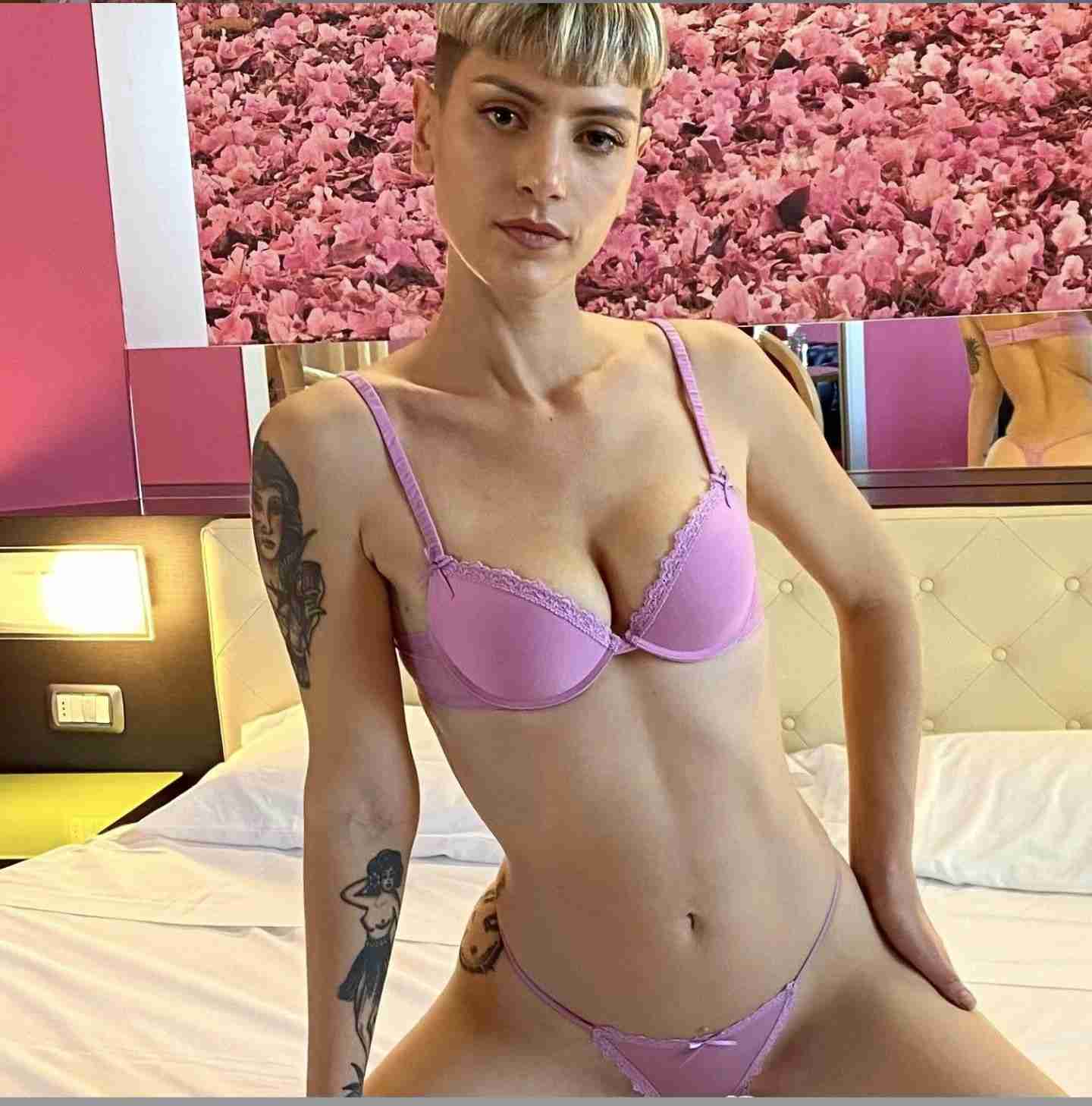 Dedy Love – Onlyfans Girl Nude Sexy Photos Leaked –